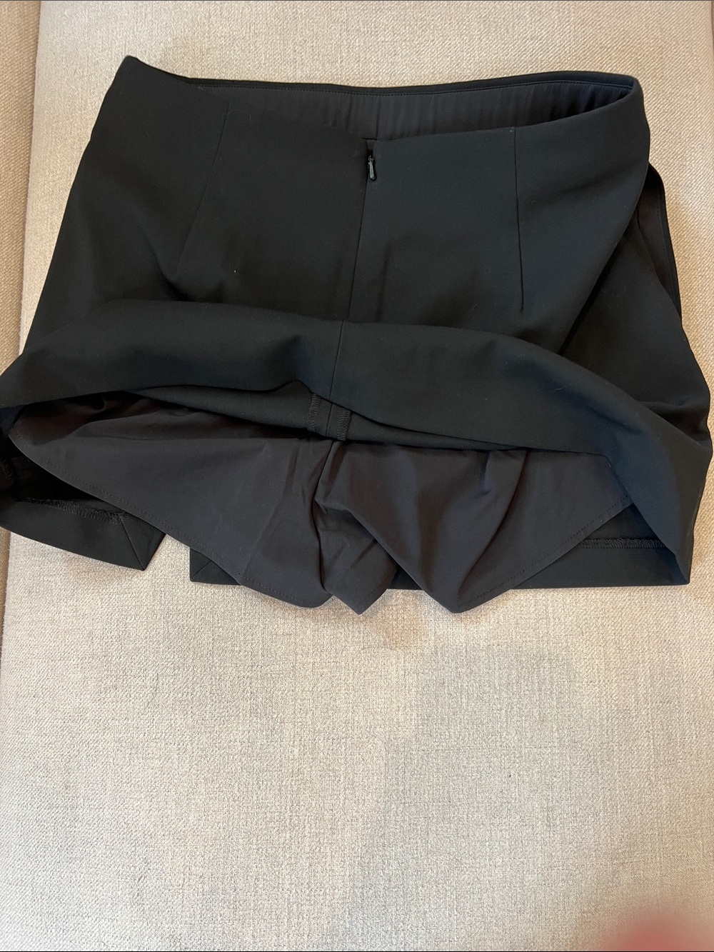 NWT Classic Black Mini Skirt - Picture 4 of 5